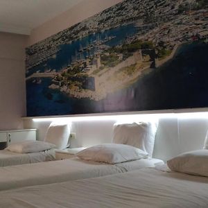 Mesut Hotel